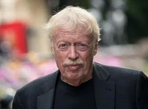 phil knight nunca te pares nike